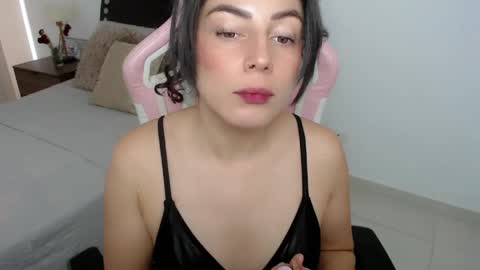 Snapshot of niky_blue chatting on 06.05.26 niky_blue online show from 06.05.26