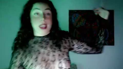 Snapshot of niky_blue chatting on 07.31.26 niky_blue online show from 07.31.26