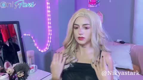 Niky A Stark online show from 10.28.25