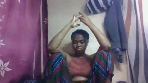 nilah online show from 11.18.25