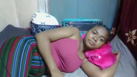 Snapshot of nilahmarie chatting on 04.18.26 nilah online show from 04.18.26