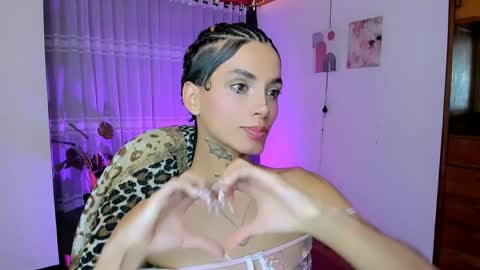 Snapshot of nilam217 chatting on 05.24.26 Nilam online show from 05.24.26