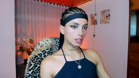 Snapshot of nilam217 chatting on 05.25.26 Nilam online show from 05.25.26