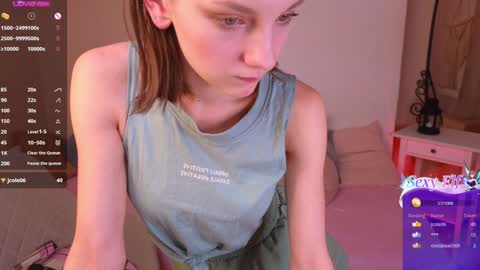 Snapshot of nillie_kelly chatting on 12.03.24 Nillie online show from 12.03.24