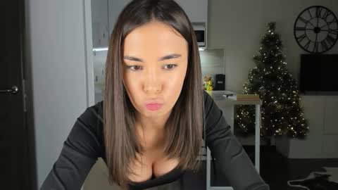 Bella online show from 12.01.25