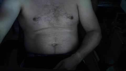 Snapshot of nillis chatting on 09.24.25 nillis online show from 09.24.25