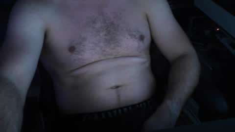 Snapshot of nillis chatting on 10.21.25 nillis online show from 10.21.25