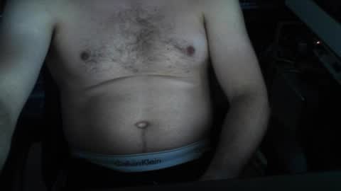 Snapshot of nillis chatting on 11.10.25 nillis online show from 11.10.25