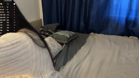 Jennet online show from 01.08.25