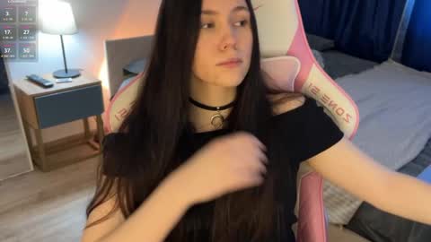 Jennet online show from 02.15.25