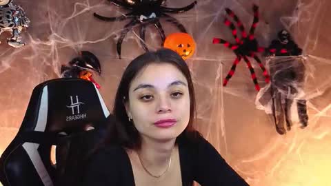 Ketrin online show from 10.23.25