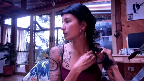 Nina.  online show from 03.29.26