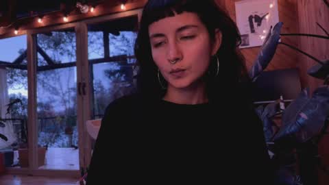 Nina.  online show from 04.27.26