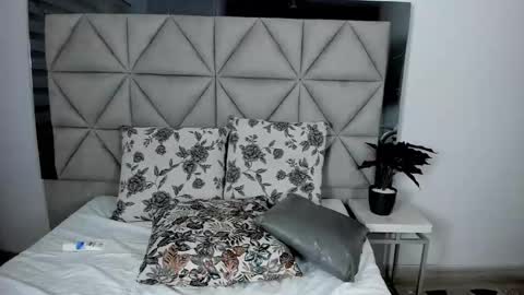  Nina  online show from 02.11.25