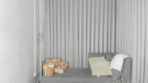 Snapshot of nina_ponse chatting on 12.05.25 Natalia FOLLOW ME ---- nathy po online show from 12.05.25