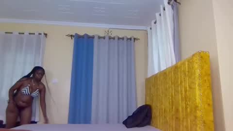 Nina online show from 10.17.25