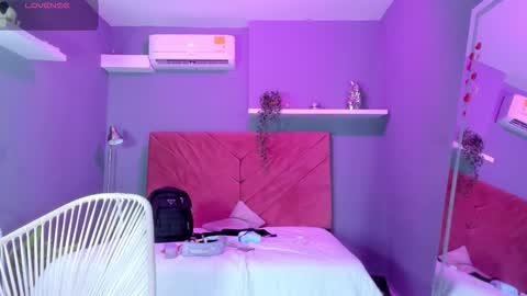 Nina online show from 03.03.26