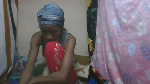 ninaeaa online show from 12.18.25