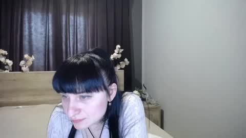 Snapshot of ninaflawlees chatting on 04.24.26 ninaflawlees online show from 04.24.26