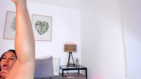 Nina Sara online show from 12.19.24