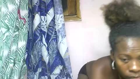 Snapshot of ninah9794 chatting on 11.29.25 Ninah9794 online show from 11.29.25