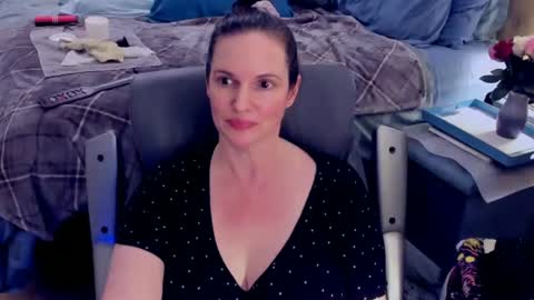 Nina Jaymes online show from 01.19.25