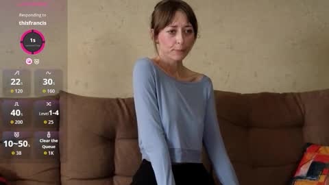 NinaNovalicious online show from 10.28.25