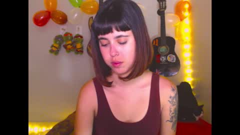 ninapellegrini17 online show from 10.16.25