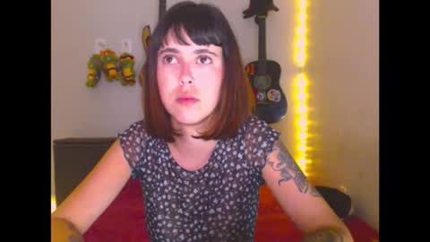 ninapellegrini17 online show from 10.21.25