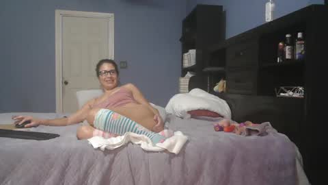 Ninaru online show from 12.16.24