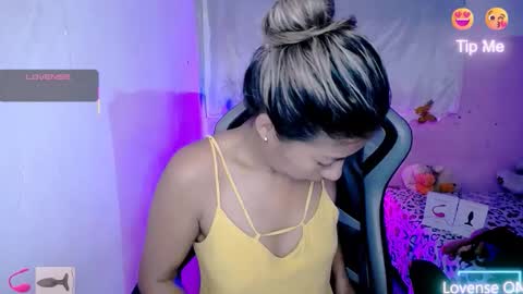 ninatinydoll1 online show from 10.06.25