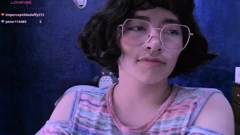 Snapshot of ninayellow chatting on 12.02.24 Nina online show from 12.02.24