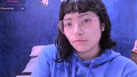 Snapshot of ninayellow chatting on 02.17.25 Nina online show from 02.17.25