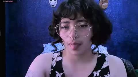 Snapshot of ninayellow chatting on 03.02.26 Nina online show from 03.02.26