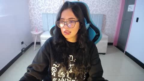 Ninfa  online show from 02.20.25