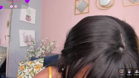 Snapshot of nini_martinii chatting on 01.15.25 NINI  online show from 01.15.25