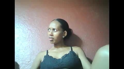 ninie246746 online show from 02.12.25