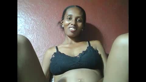 ninie246746 online show from 02.13.25