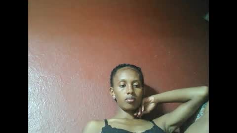 ninie246746 online show from 02.16.25