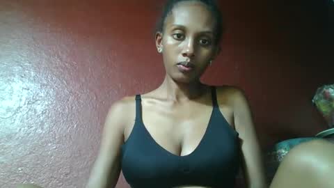 ninie246746 online show from 02.24.25