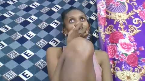 ninie246746 online show from 04.01.26