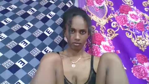 ninie246746 online show from 04.18.26