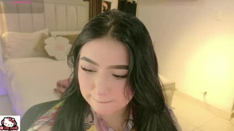 Nina online show from 04.19.26