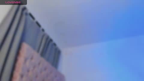 Snapshot of ninonbeart chatting on 05.15.26 Ninon Beart online show from 05.15.26