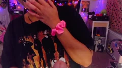 kiwi online show from 09.27.25