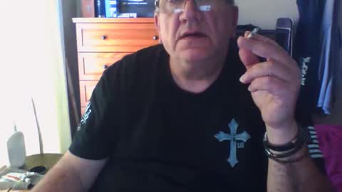 Dennis online show from 10.27.25