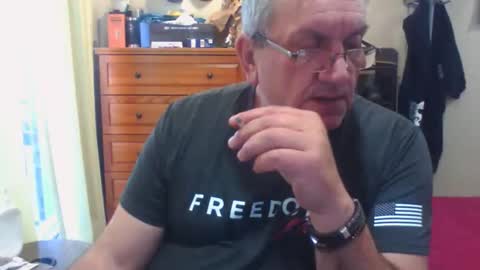 Dennis online show from 11.01.25