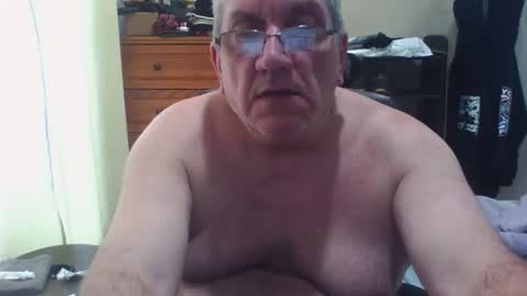 Snapshot of nionios67 chatting on 01.05.26 Dennis online show from 01.05.26