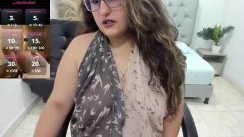 Snapshot of niraksil chatting on 02.17.25 Niraksil online show from 02.17.25