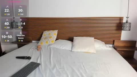 Snapshot of nitha_model chatting on 11.28.25 Nitha Gonzalez online show from 11.28.25